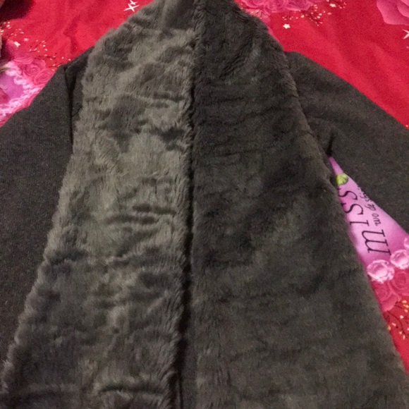 Very nice - Picture 2 of 2